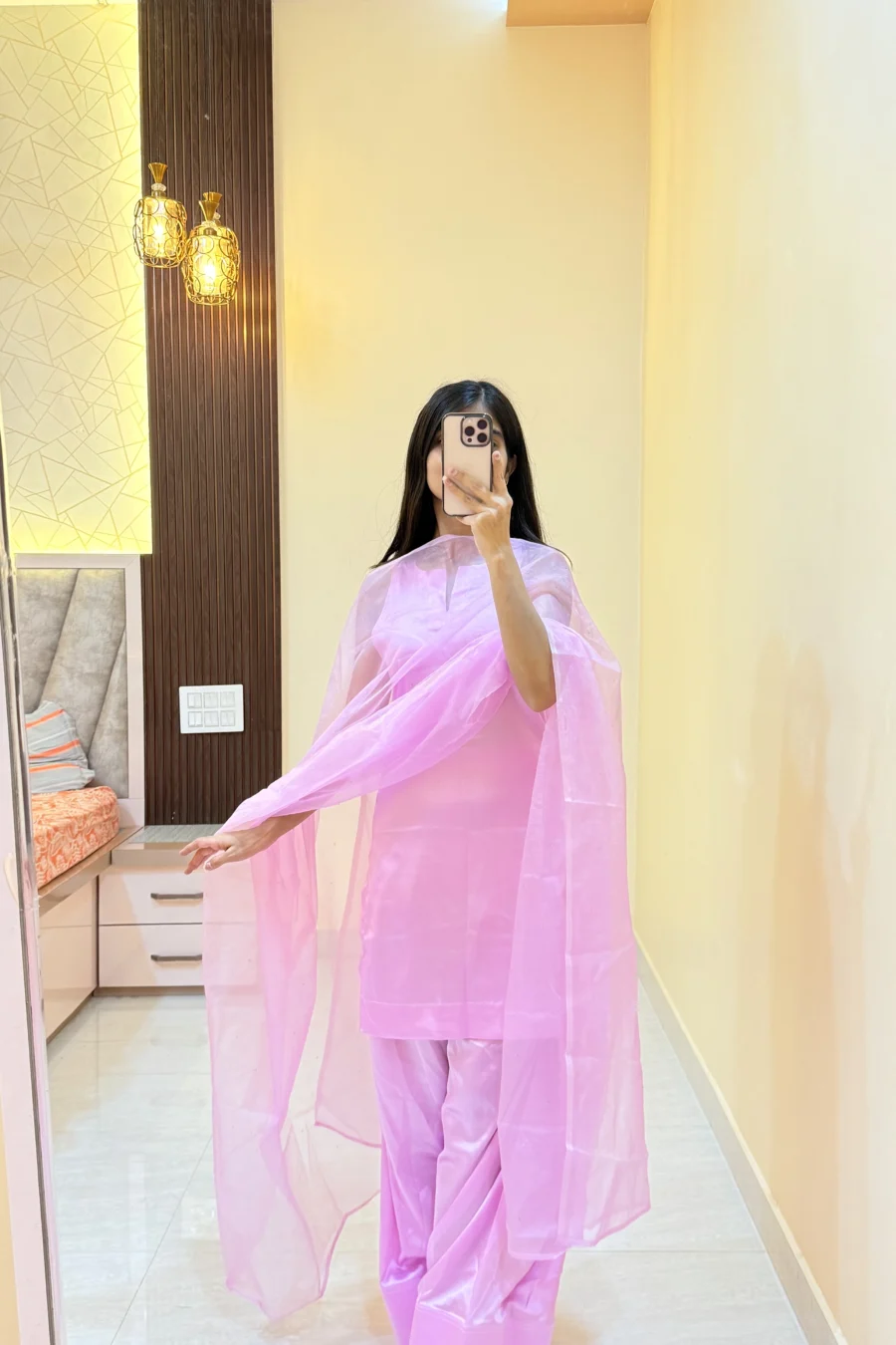 Pink kurta top with farshi salwar