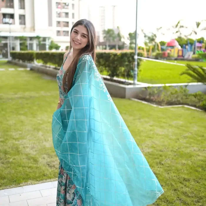 Blue zari Embroidery short kurta suit & Duppata
